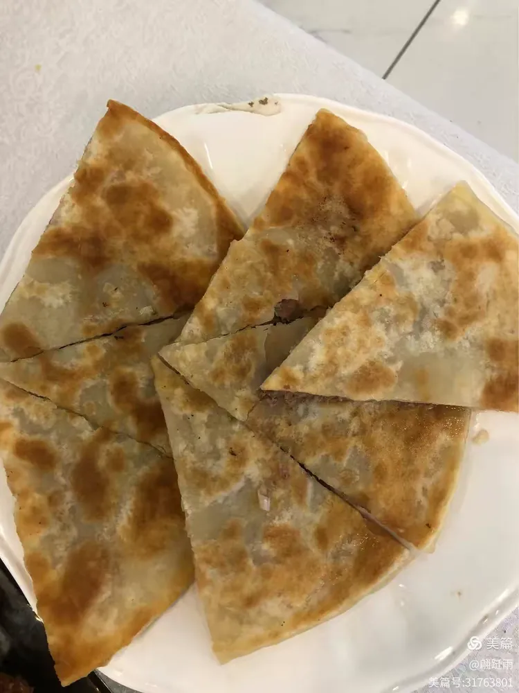 臊味十足的羊肉饼